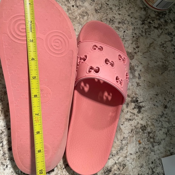 Gucci GG Rose Gold Rubber Slide 41 - Picture 8 of 8
